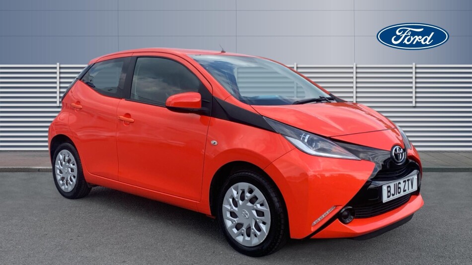 Toyota Aygo 1.0 VVT-i X-Play 5dr Petrol Hatchback
